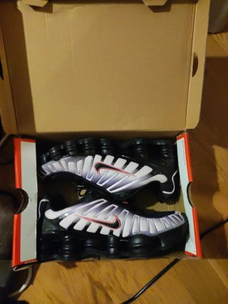 Zapatillas Nike shox TL rosas y negras