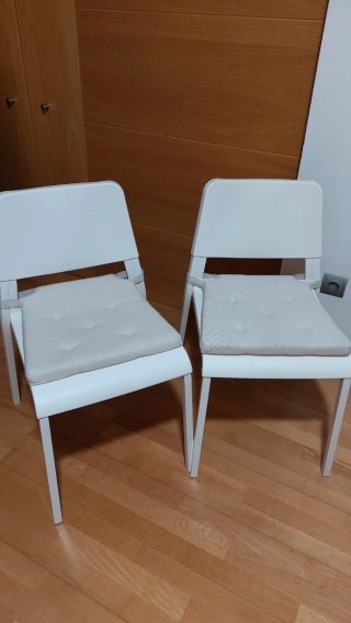 Juego de 2 sillas de comedor blancas
