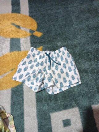 Bañadores blancos con estampado azul para 4-5 años