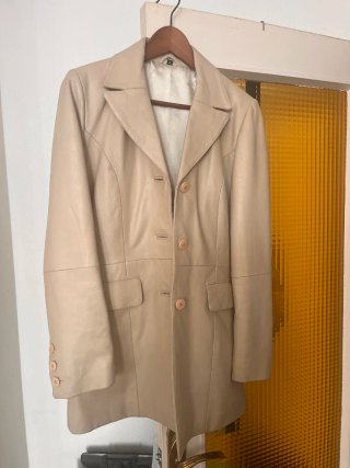 Chaqueta de Piel Beige Talla M.