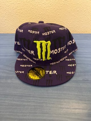 Gorra Monster Lila