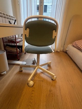 Silla de escritorio infantil con ruedas