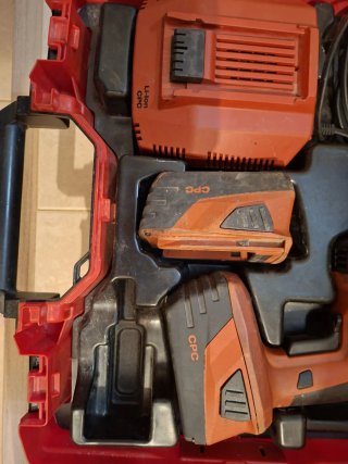 Atornilladora Hilti ST 1800-A22 + 2 Baterías