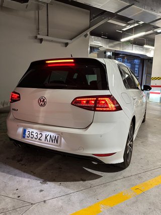 Volkswagen Golf VII R-LINE