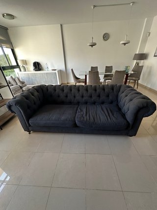 Divano Chesterfield in tessuto blu