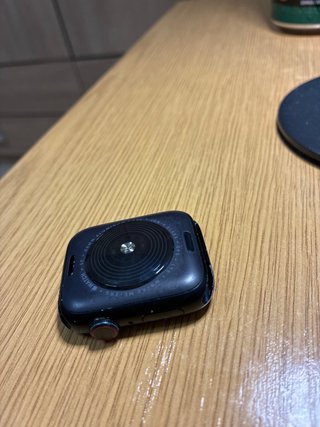 Apple Watch SE 44mm GPS + Cellular