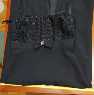 Vestido negro largo fiesta con lazo