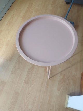 Mesa auxiliar GLADOM Ikea rosa metal