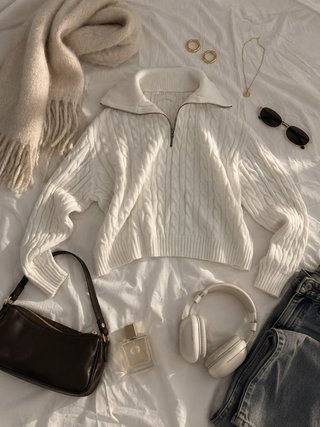 Jersey Hollister Beige/Blanco Talla S-M