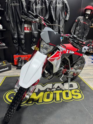 FANTIC XE 50 COMPETITION .