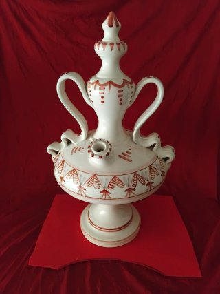 Botijo de terracota decorado