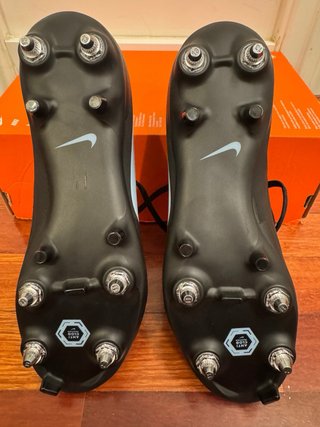 Botas de Fútbol Nike Negras caballero