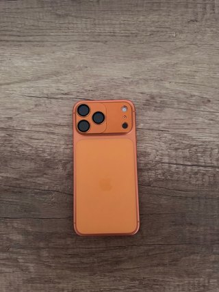 iPhone 17 Pro Max Naranja