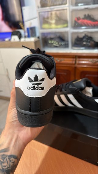 Adidas Superstar Negras Talla 43