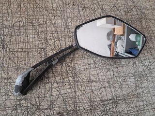 Retrovisor DE Daelim S16 125