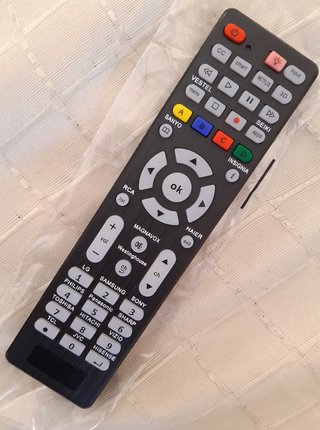 OFERTA. Mando distancia universal Television TV.