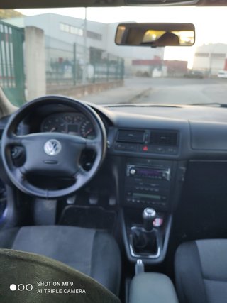 Volkswagen Golf 2002