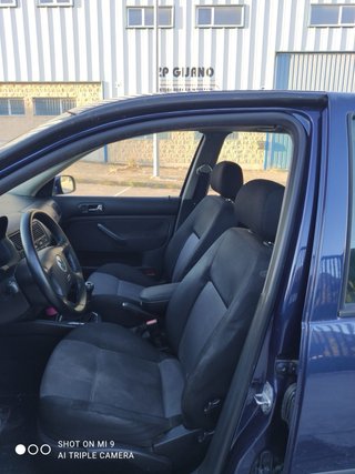 Volkswagen Golf 2002