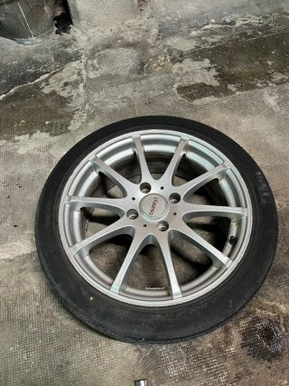 4 Llantas Dezent 17 pulgadas 4 tornillos