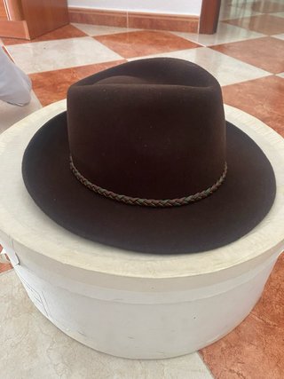 Sombrero Marrón Estilo Cordobés