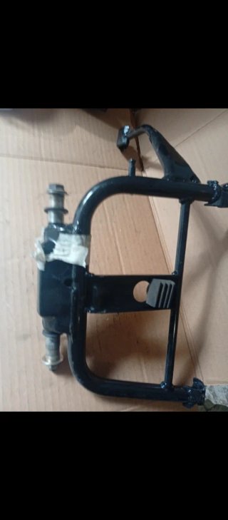 Caballete central Sym Jet 14 LC 125