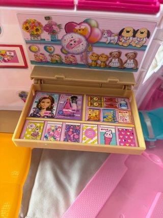 Ambulancia Barbie con Luces y Sonido y accesorios