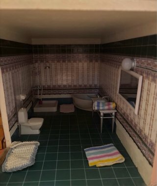 Casa de muñecas rosa y blanca 60x60