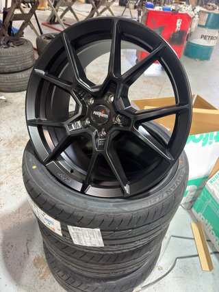 Llantas Rotiform Negras 19”