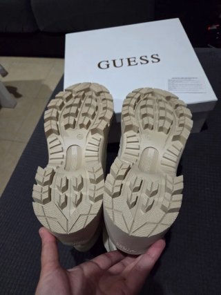 Botines Guess Yia Beige Talla 40
