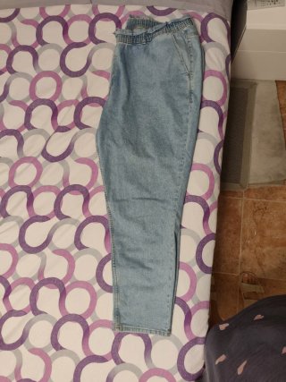 Pantalón vaquero azul sin usar