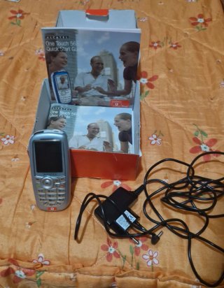 Alcatel One Touch 565 Teléfono Móvil