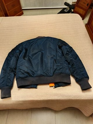 Cazadora Bomber Alpha Industries NASA