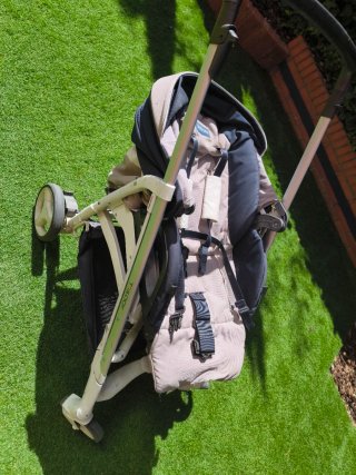 Carrito de Bebé: SILLA de pase y CAPAZO_ Inglesina