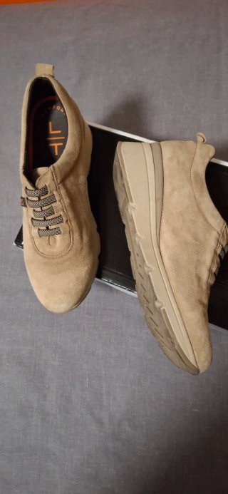 Zapatos Latouche de Ante Color Arena