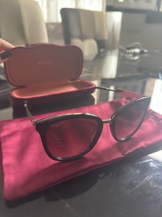 Gafas de sol Gucci negras