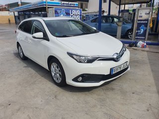 Toyota Auris 2016