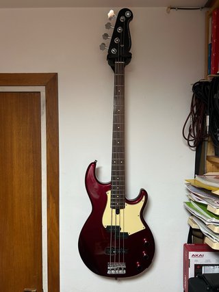 Bajo Yamaha BB434 Red Metallic