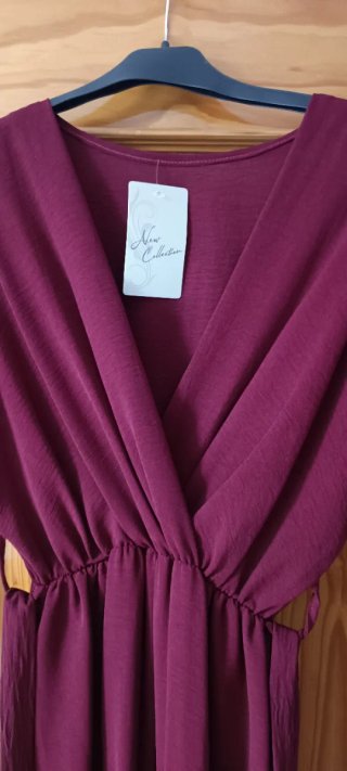Mono burdeos talla única
