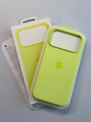 Funda Apple iPhone 17 Pro Max Amarilla Neón