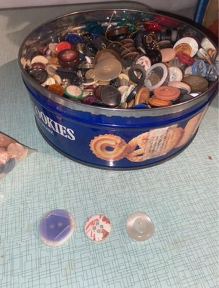Lote de botones antiguos variados