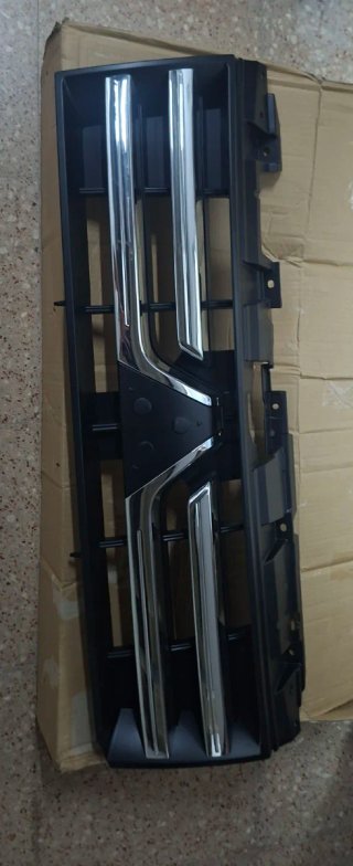 Rejilla Delantero Mitsubishi Montero V80 / v90