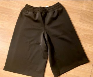 Bermuda Chándal Baggy Negra ZARA Talla S