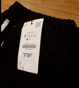 Bermuda Chándal Baggy Negra ZARA Talla S