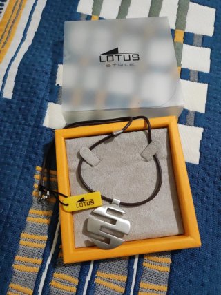 Colgante Lotus Hombre