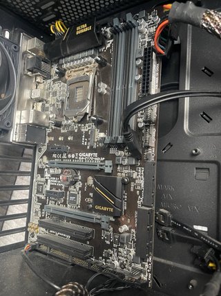 Intel Core i7 6700K + Placa GA-Z170-HD3P