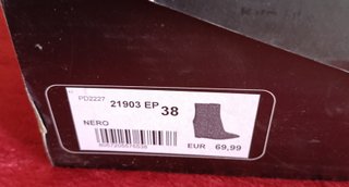 Botines de cuña negros Primadonna Talla 38 y 39