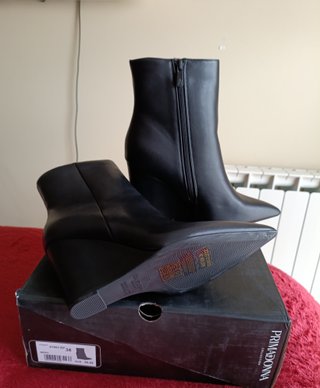 Botines de cuña negros Primadonna Talla 38 y 39