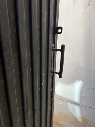 Puerta de Hierro Corredera con Guía y rodillo