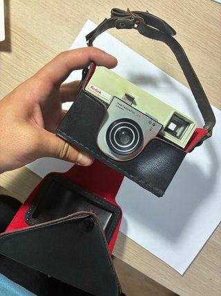 Cámara Vintage Kodak Instamatic 25 + Funda Origina