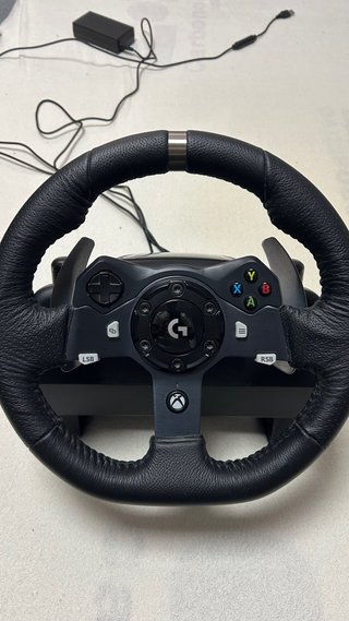 Logitech G920 Driving Force + Pedales